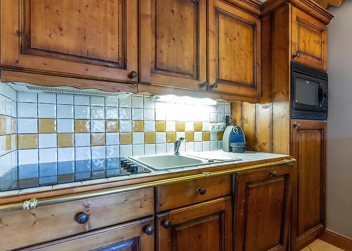 6 Pers, Piscine, Parking, Plagne Aime 2000 - Fr-1-351-137