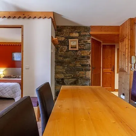 6 Pers, Piscine, Parking, Plagne Aime 2000 - Fr-1-351-137 Apartment